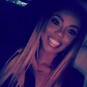 Meet your Posher, Fatima